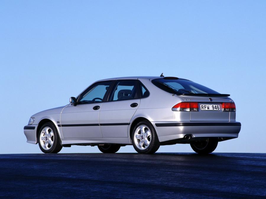  Saab 9-3 1998 года  (фото 5 из 16)